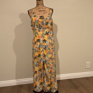 Abercrombie & Fitch Midi Floral dress LT-is beautiful dress but a bit big for me